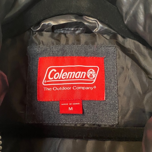 Coleman Grey Quilted Vest with Sporty Design M - Picture 2 of 4